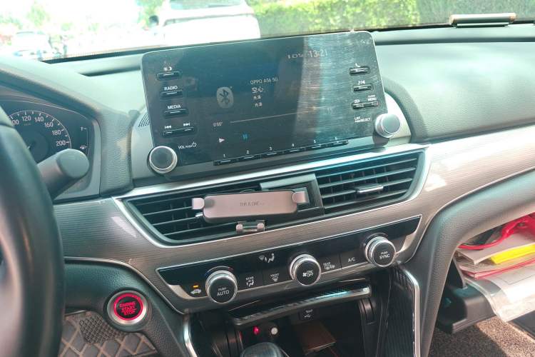 Used Honda Accord 2018 260TURBO Luxury Edition China VI Audio And AC Panel