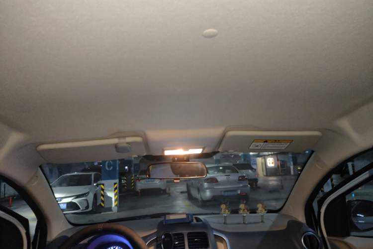 Used CHANGAN Benni E-Star 2021 National Edition Colorful Version Lithium Iron Phosphate (31.86 kWh)