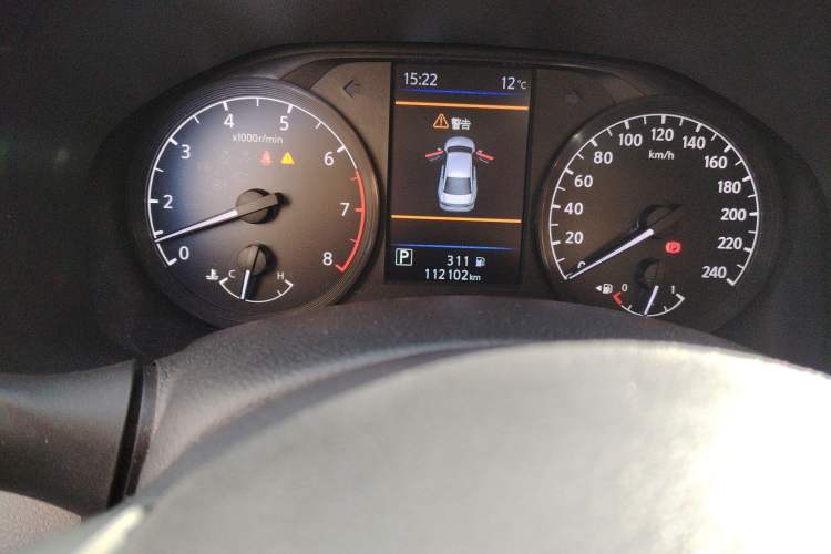 Used Nissan Teana 2021 2.0L XL Comfort Edition Odometer Close Up