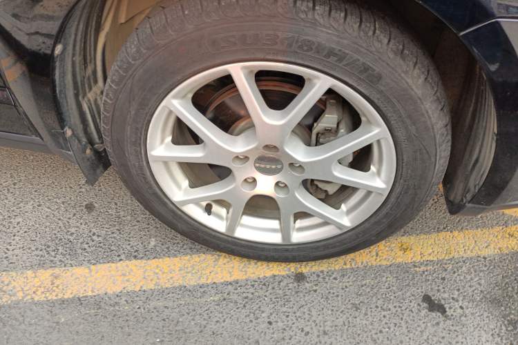 Used Dodge Journey 2013 2.4L Two-Wheel Drive Luxury Version
