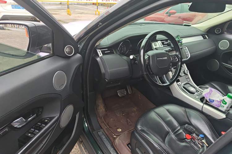 Used Land Rover Range Evoque 2012 2.0T 5-Door Ignite Edition Driver Seat