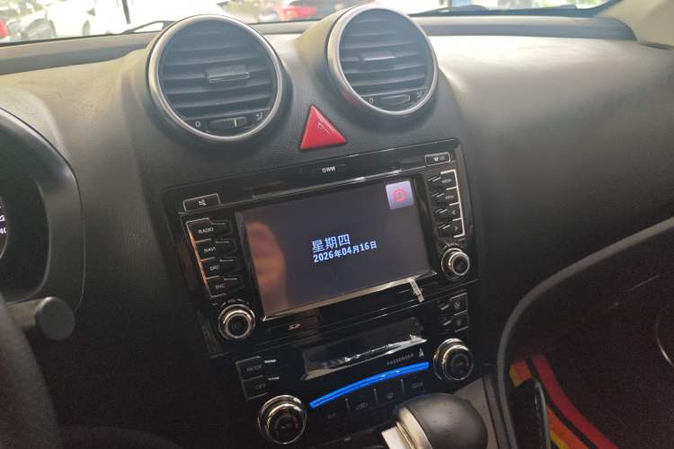 Used Haval H6 2016 Upgraded Model 1.5T Automatic Two-Wheel Drive Elite Version Audio And AC Panel