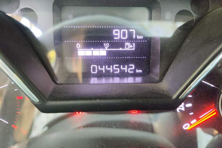 Used Citroen C4 Sega 2018 1.6L Manual Luxury Model Odometer Close Up