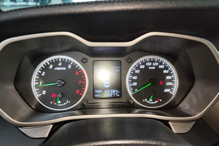 Used Haima M3 2016 1.5L Manual Comfort Model with Sunroof
