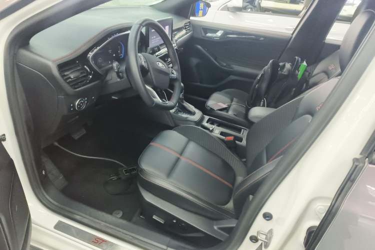 Used Ford Focus 2022 Sedan EcoBoost 180 Automatic ST Line