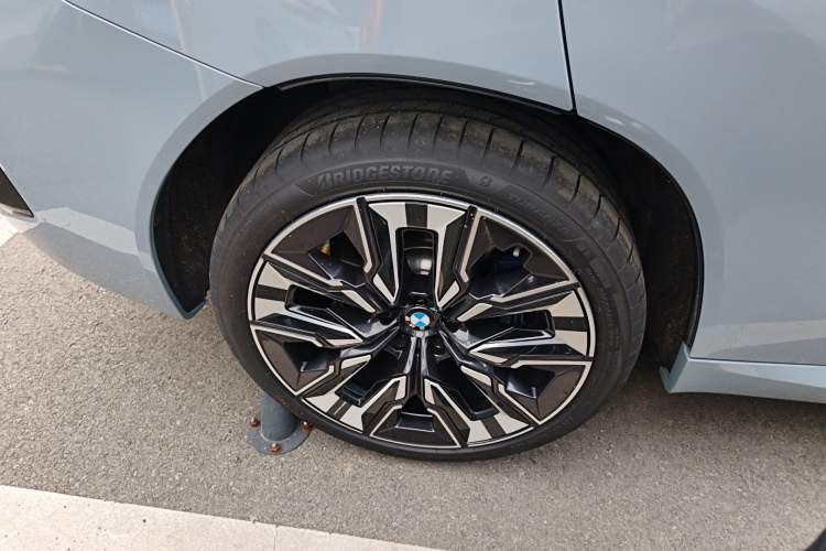 Used BMW X3 2025 xDrive30L Luxury Edition M Sport Package Exterior 5