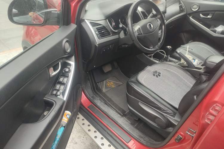 Used SsangYong Korando 2015 2.0L 4x4 Automatic Zhi Chun Edition
