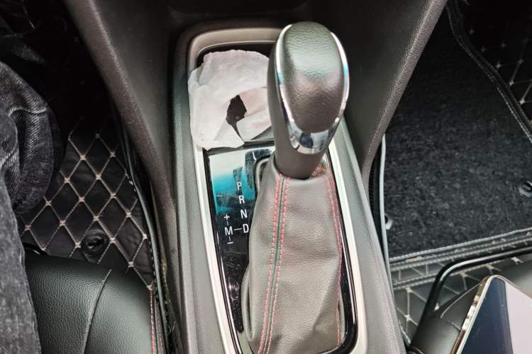 Used Chevrolet Monza 2019 RS 330T Automatic Comfort Edition China VI Standard Gear Lever