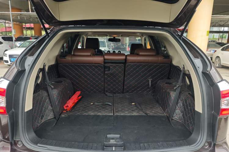 Used BYD S7 2015 2.0T Upgraded Automatic Luxury Version Trunk