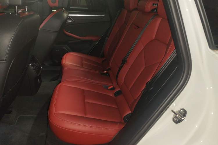 Used Porsche Macan 2022 Macan 2.0T
