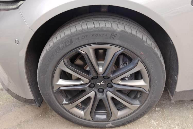 Used XPeng P7 2022 670E+
