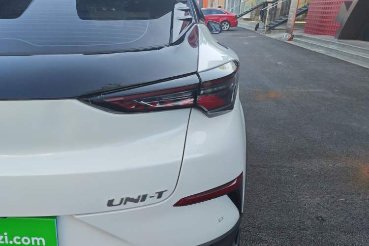 Used CHANGAN UNI-T 2020 1.5T Prestige Version Right Rear Taillight