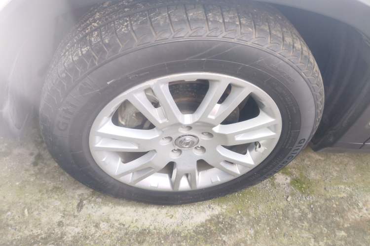 Used CHANGAN CS75 2015 1.8T Automatic 4x4 Prestige Model China IV Standard

