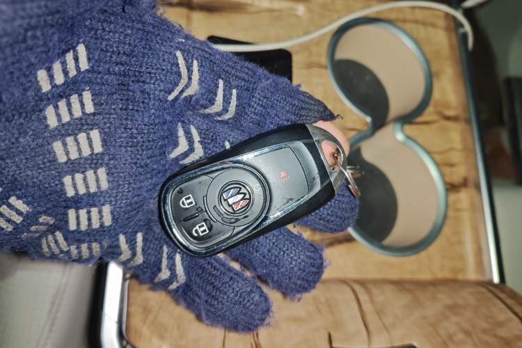 Used Buick GL8 2018 ES 28T Comfort Model China VI Standard