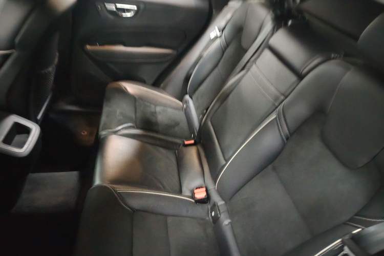 Used Volvo XC60 2018 T5 4x4 Smart & Sporty Edition