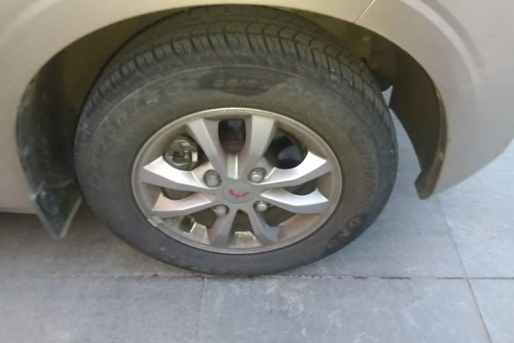 Used Wuling Hongguang V 2022 1.5L Enjoy Edition Electric-Powered LAR
