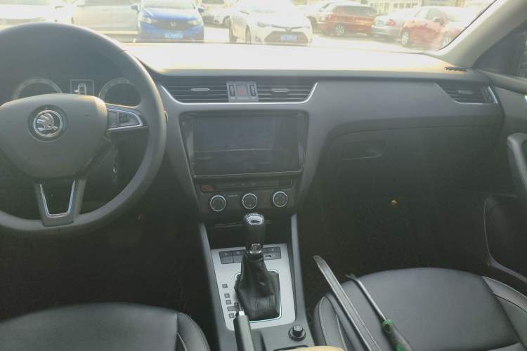 Used Skoda Octavia 2019 TSI280 DSG SmartDrive Luxury Edition China VI