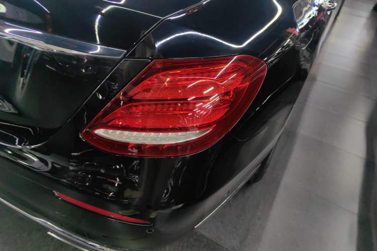 Used Mercedes-Benz E-Class 2020 E 300 L Stylish Model Exterior 3