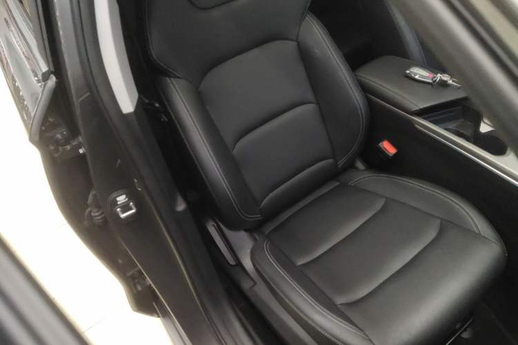 Used Geely Auto Emgrand 2025 4th Generation 1.5L CVT Luxury Version
