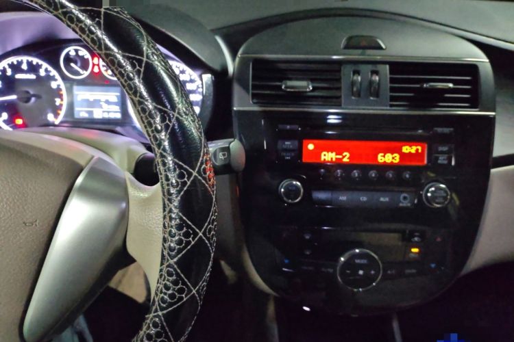 Used Nissan Tiida 2011 1.6L CVT Smart Version