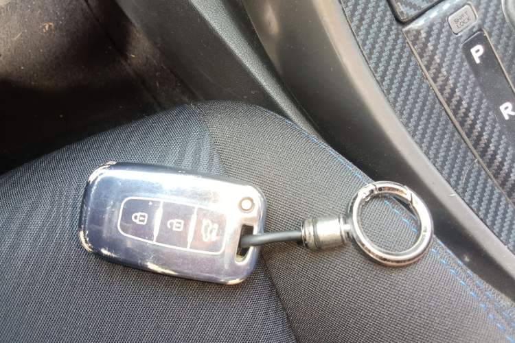 Used Hyundai Elantra (5th Generation / Langdong) 2012 1.6L Automatic Leading Model Vehicle Key