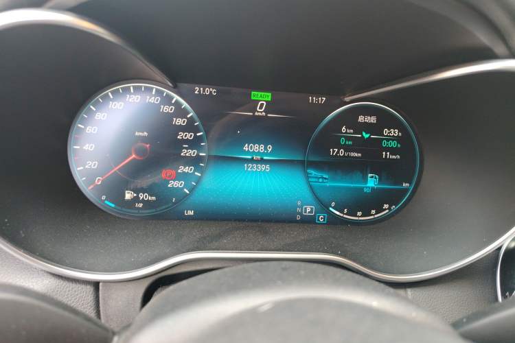 Used Mercedes-Benz C-Class 2020 Restyled C 260 L Sport Edition Odometer Close Up