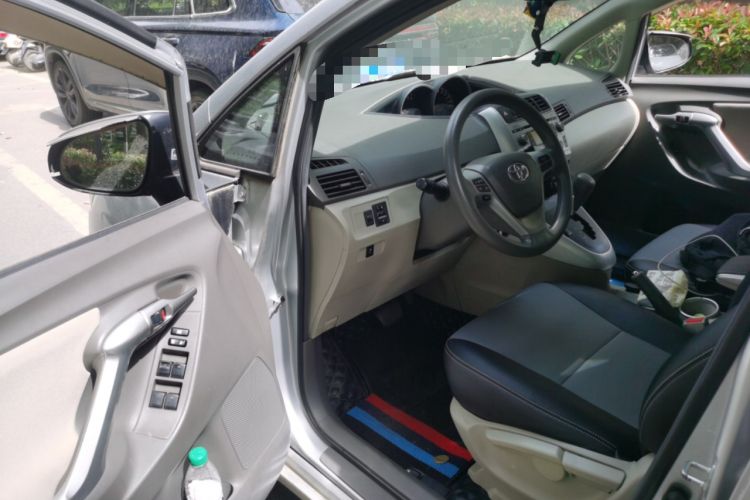 Used Toyota Verso 2014 Starlight 180E CVT Elite Edition
