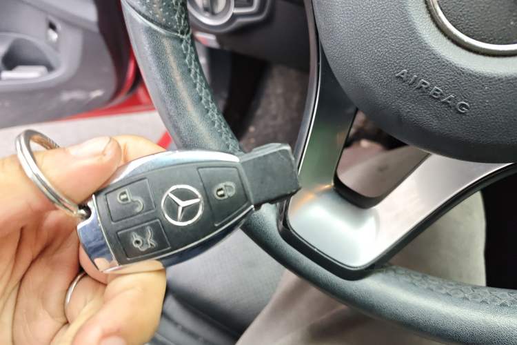 Used Mercedes-Benz C-Class 2017 Restyled C 180 L Fashion Edition Sport Version Vehicle Key