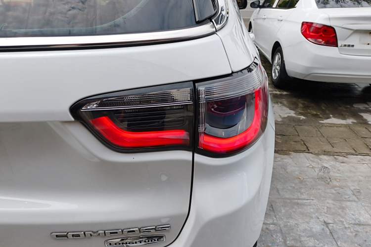 Used Jeep Compass 2017 200T Automatic Family Edition Right Rear Taillight