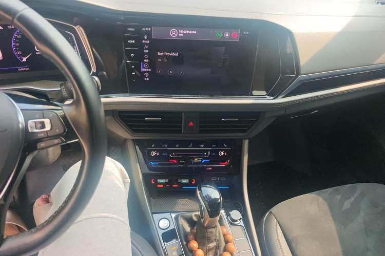 Used Volkswagen Sagitar 2021 280TSI DSG Excellence Edition Audio And AC Panel