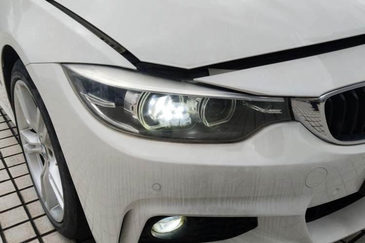 Used BMW 4 Series 2017 425i Gran Coupe Leading Model with M Sport Package Right Front Headlight