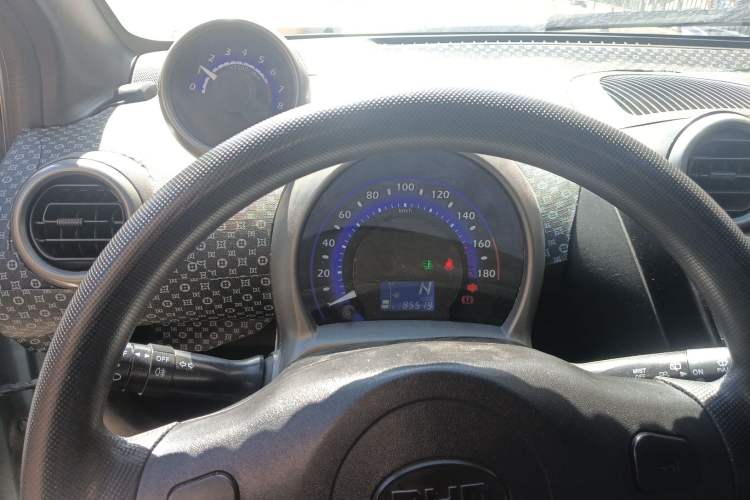 Used BYD F0 2013 1.0L AMT XuanKu Model
