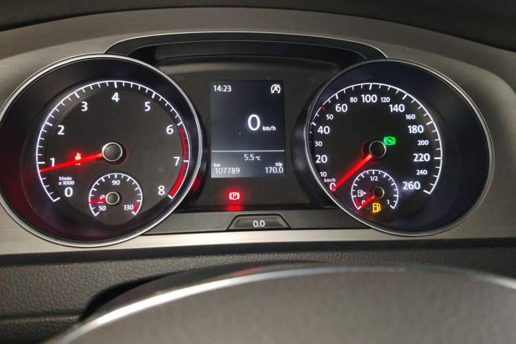 Used Volkswagen Golf (Import) 2015 1.4TSI Comfort Travel Edition
