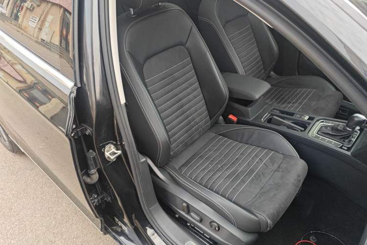 Used Volkswagen Magotan 2020 330TSI DSG Luxury Edition