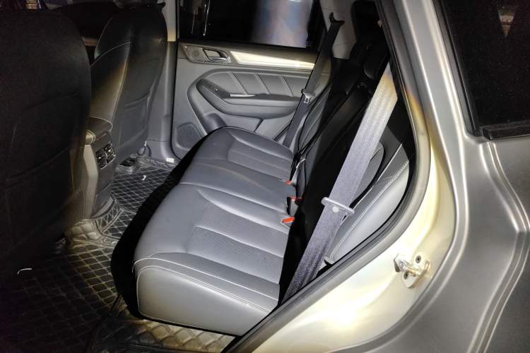 Used Roewe RX5 New Energy 2017 eRX5 50T Hybrid Connected Prestige Flagship Edition