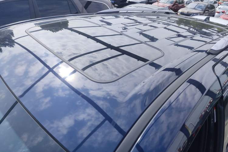 Used Toyota Granvia 2023 2.5L Hybrid Flagship VIP Edition