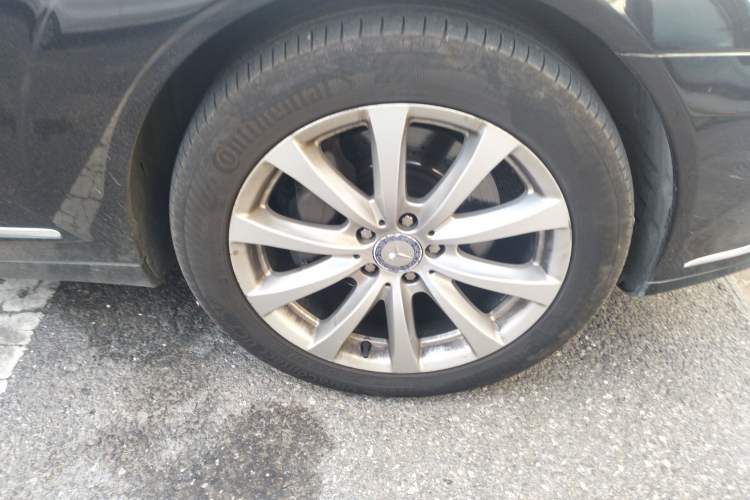 Used Mercedes-Benz S-Class 2010 S 300 L Luxury Model
