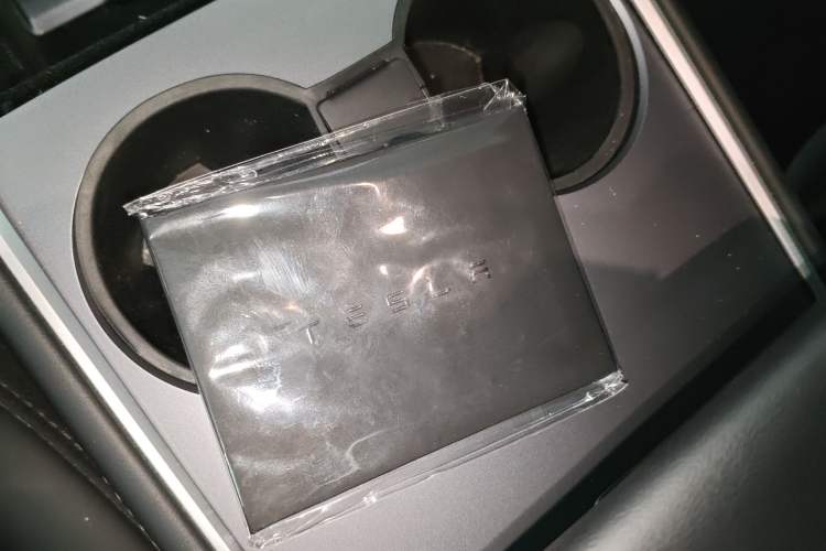 Used Tesla Model Y 2023 Rear-Wheel-Drive Version
