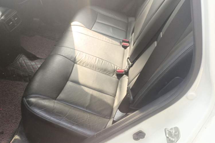 Used Nissan X-Trail 2017 2.0L CVT Comfort Edition 2WD Left Rear Seat