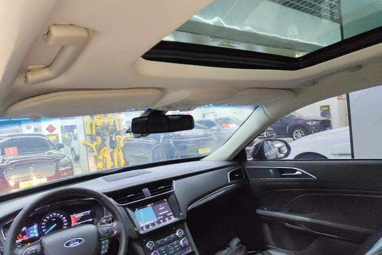 Used Ford Taurus 2015 EcoBoost 245 Fashion Edition
