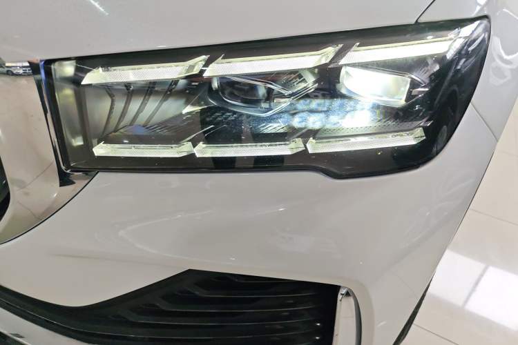 Used Geely Auto Monjaro L 2021 2.0TD DCT EVO Two-Wheel Drive Prestige Version Left Front Headlight