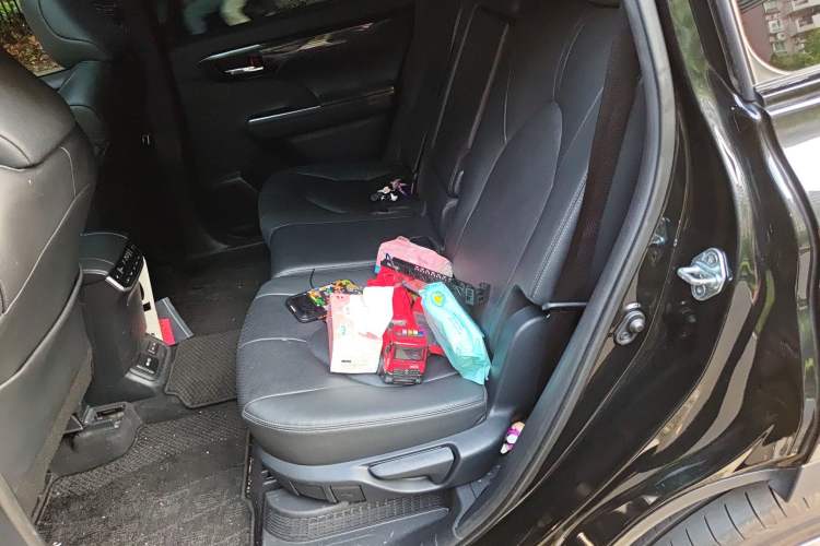 Used Toyota Crown Kluger 2023 2.5L HEV Four-Wheel Drive Flagship Edition
