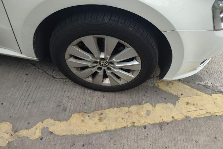 Used Volkswagen Lavida 2013 Restyled Classic 1.6L Automatic Comfort Edition
