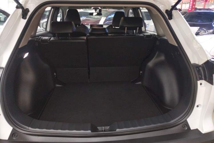 Used Toyota FRONTLANDER 2022 2.0L CVT Elite Edition Trunk