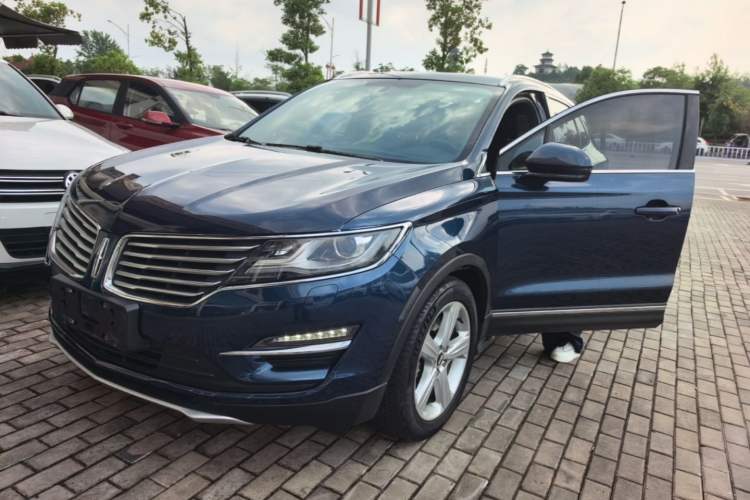 Used Lincoln MKC 2017 2.0T Two-Wheel Drive Deluxe Edition Guazi used car, China used car export, Used car for sale, Used  cars, Cheapest cars for sale