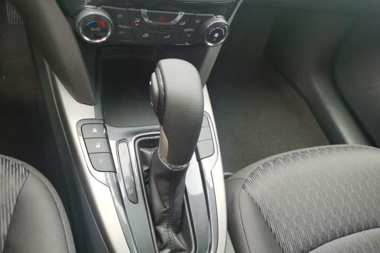 Used Chevrolet Malibu 2016 2.0L Automatic Comfort Edition
