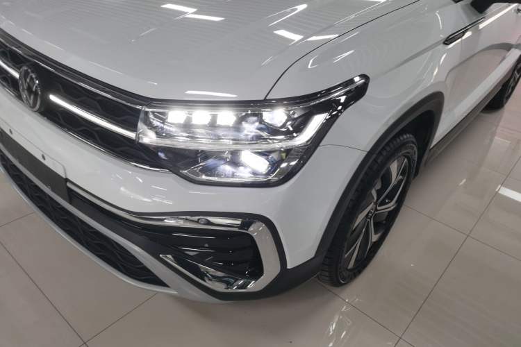 Used Volkswagen Tharu 2023 300TSI Two-Wheel-Drive Full Moon Edition Left Front Headlight
