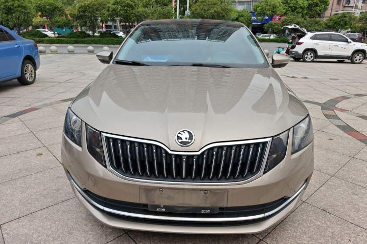 Used Skoda Octavia 2018 TSI230 DSG Luxury Edition Front
