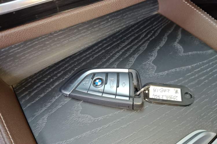 Used BMW 5 Series 2023 530Li Luxury Edition M Sport Package