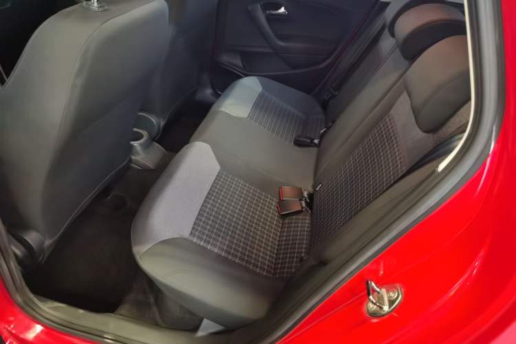 Used Volkswagen Polo 2018 1.5L Automatic Enjoyment Model
